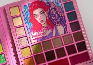 Paleta de Sombras Cuervo