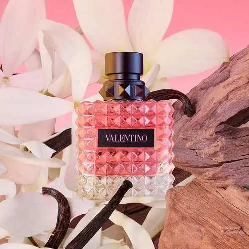 Valentino Donna Born In Roma